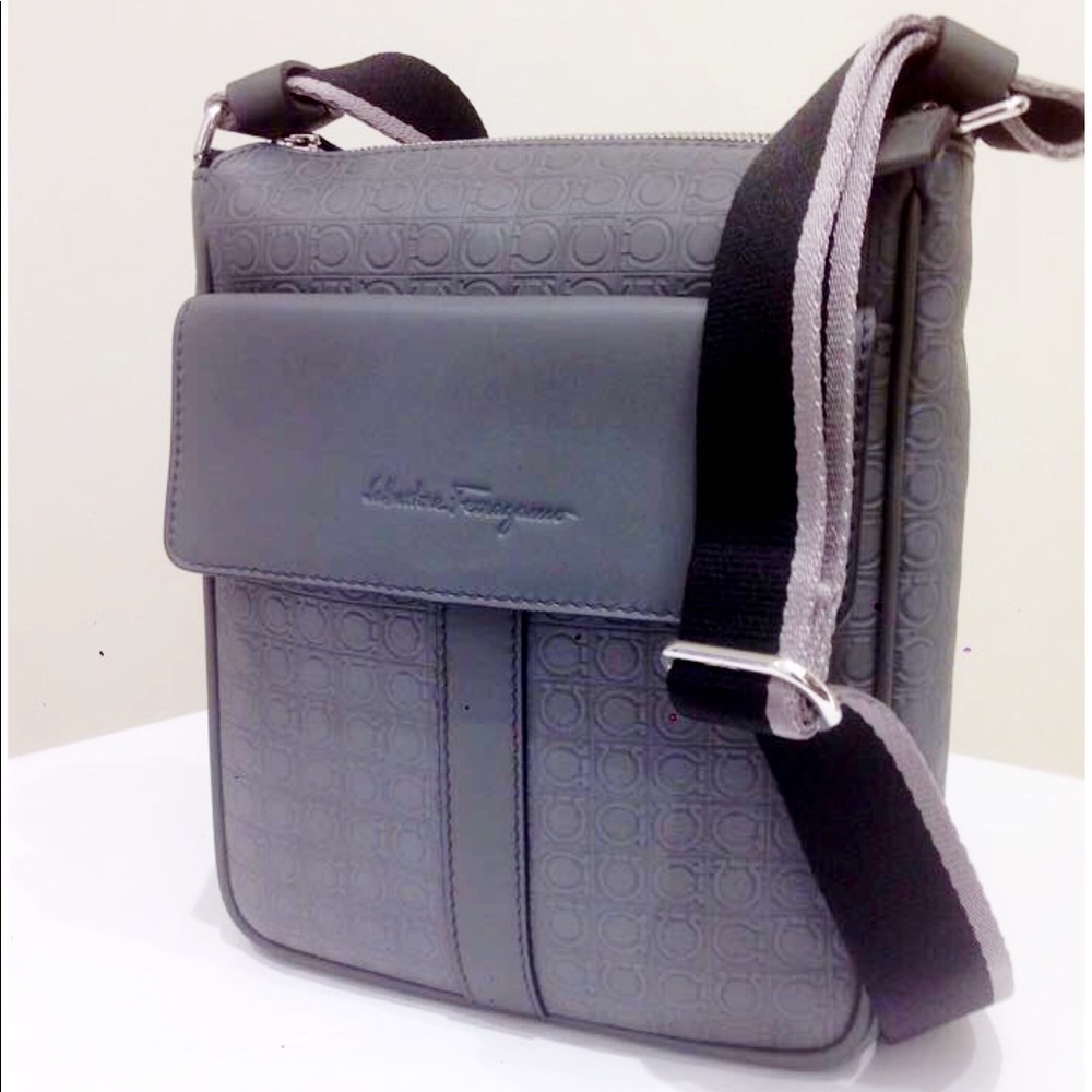 Salvatore Ferragamo Pebble Messenger Bag